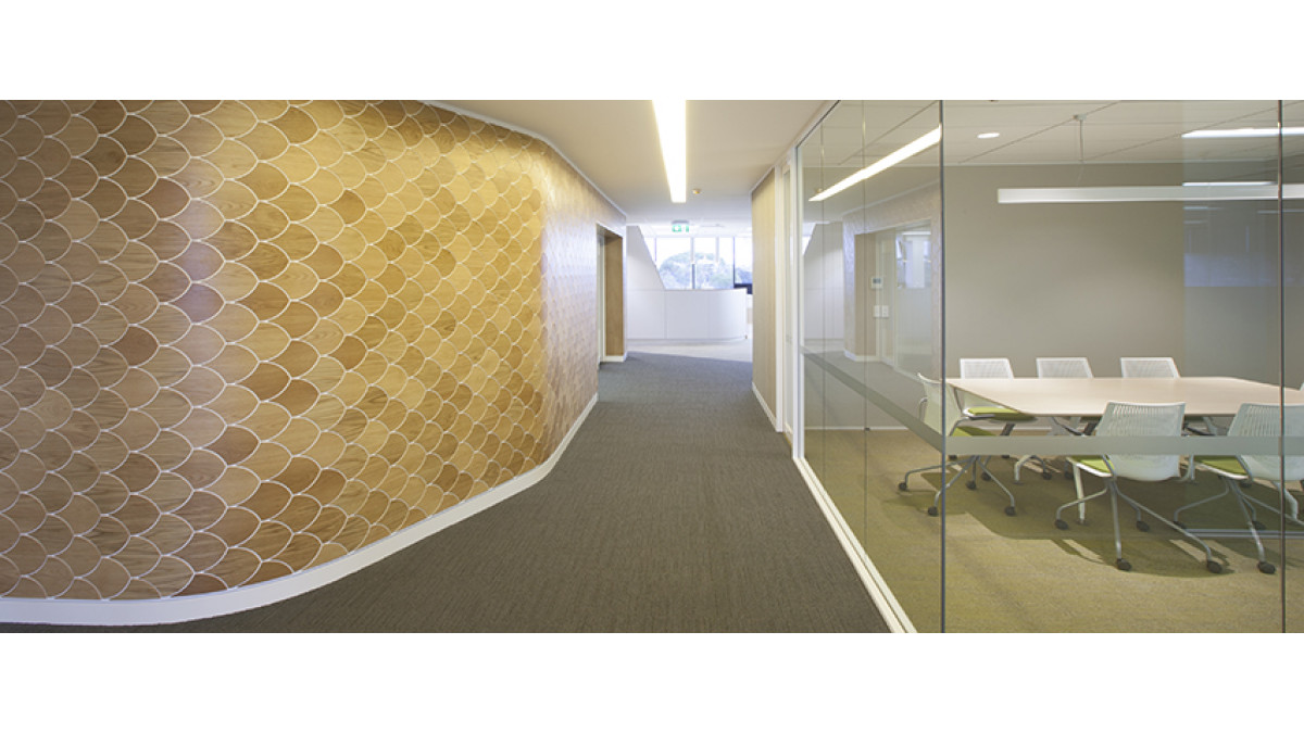 Springer Healthcare – curved walls.