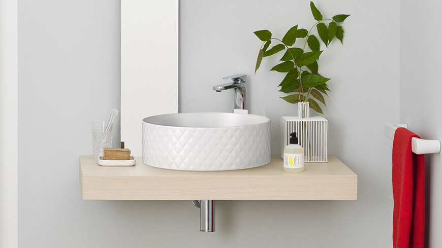 170323 Robertson Bathware Brand Hero
