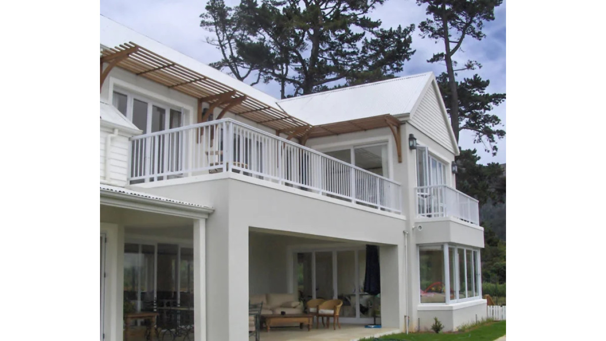 Framed Aluminium Balustrade 1 700x588
