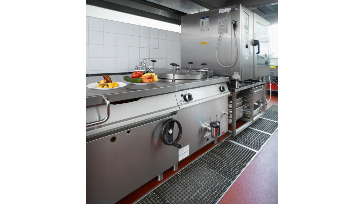 ACO Industries Commercial Kitchen Czech  Republic 20120813 15 1