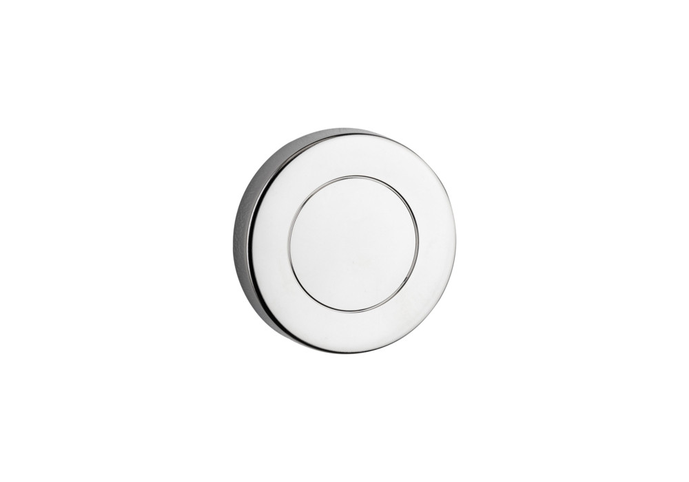 Novas Escutcheons