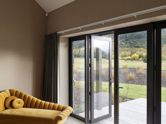 Metro Series ThermalHEART® Hinged & French Doors