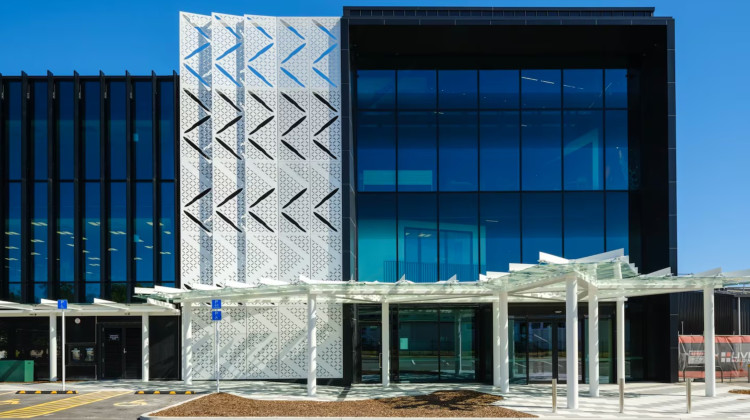 Commercial Clear Low-E Double Glazing