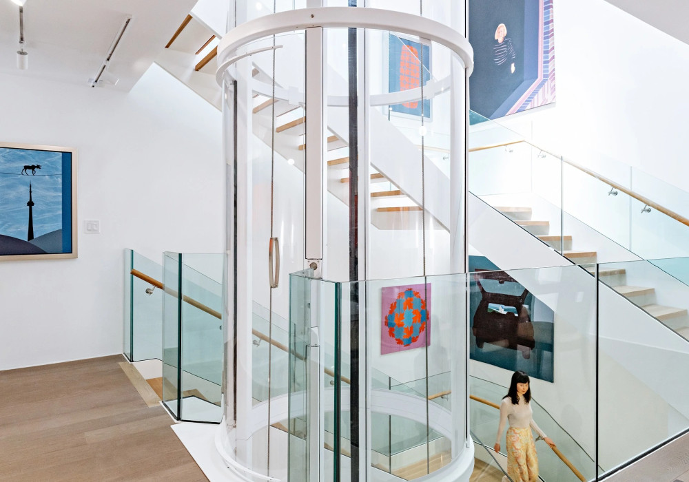 Savaria Vuelift Round Luxury Home Elevator