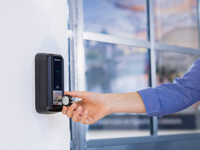 eCLIQ Electronic Locking Platform