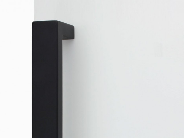 Lockwood Lever & Push/Pull Furniture: Nero Collection