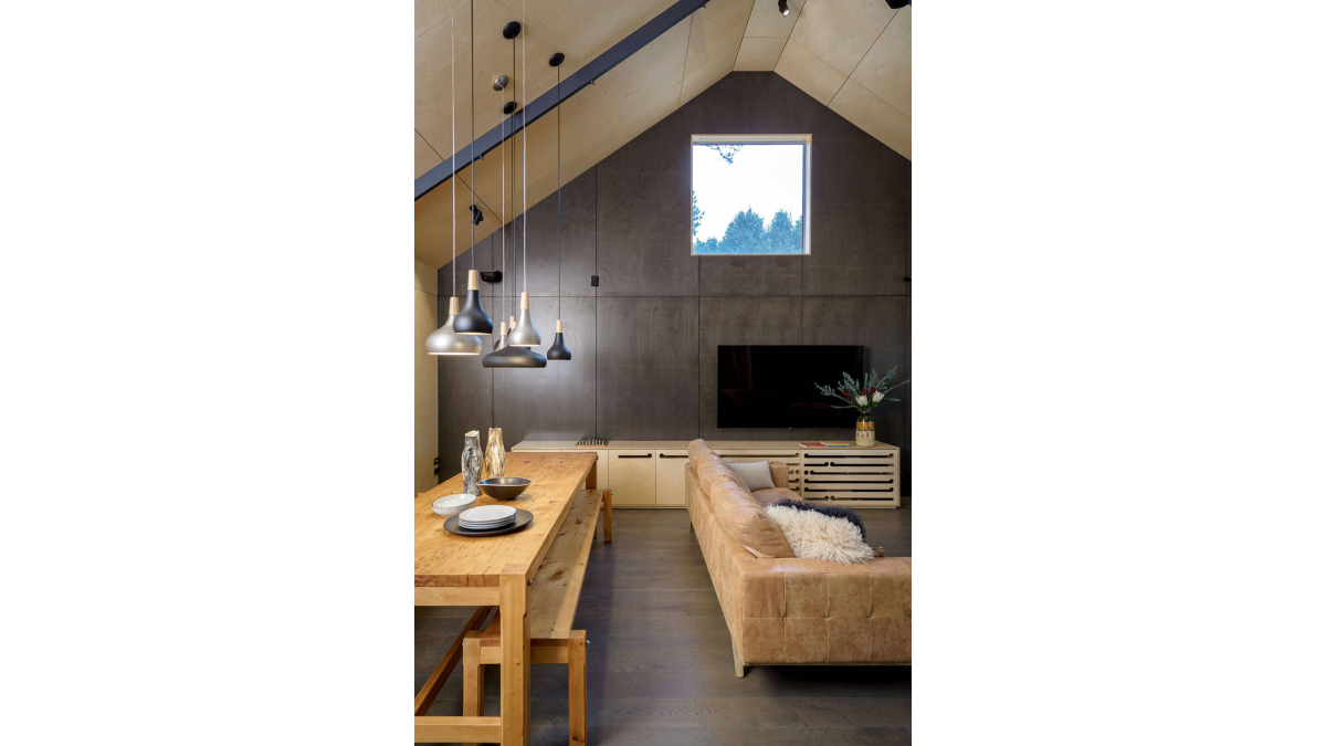 Plyplay coated plywood panels 2 (1)