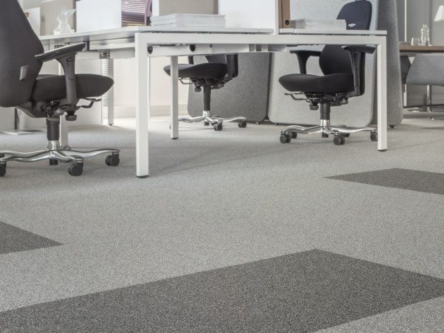 L480 Carpet Tiles