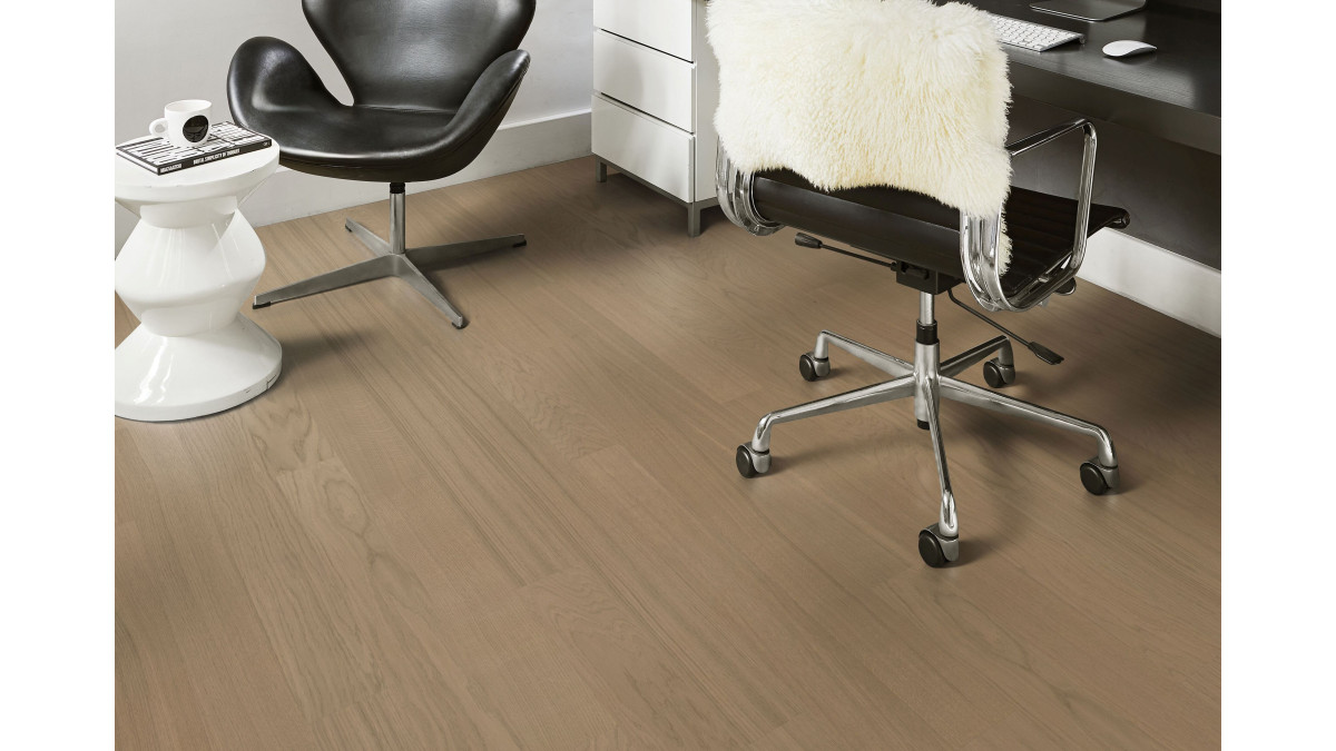 Kahrs Life Butterscotch   Narrow Install Image