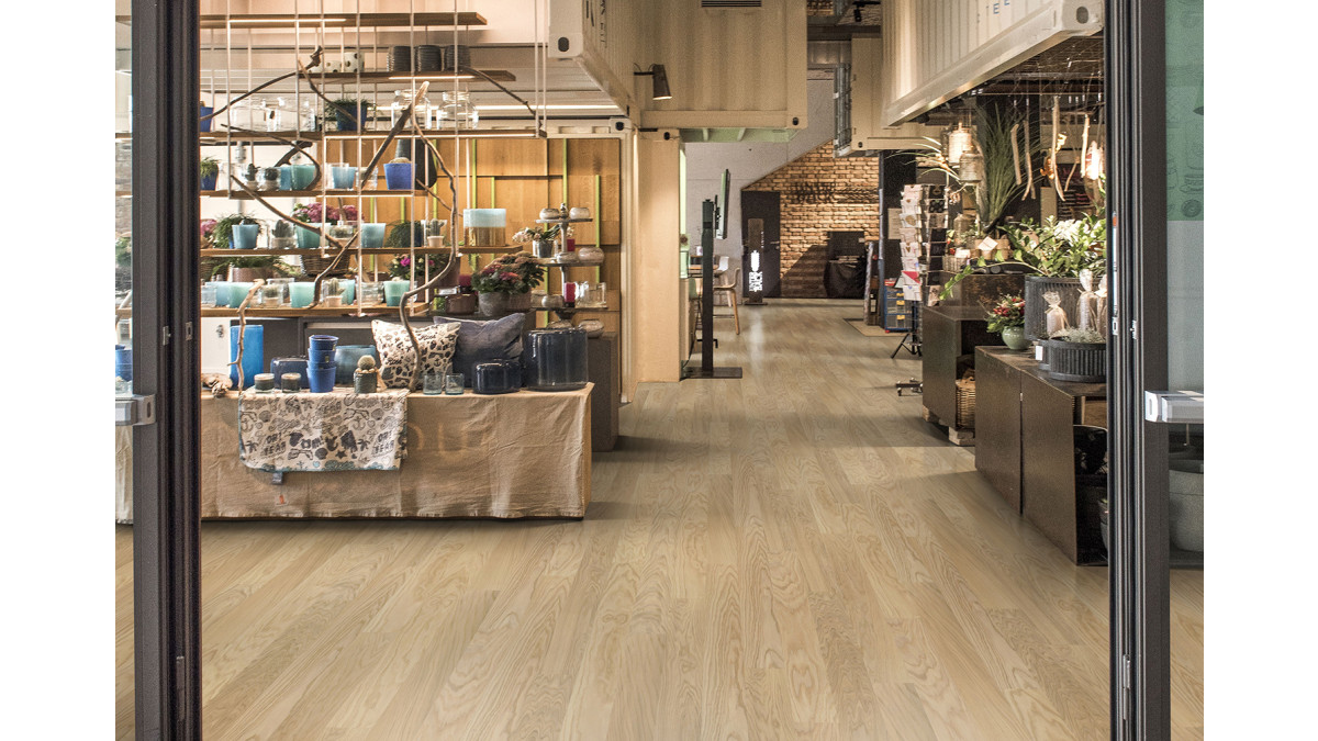 Kahrs Life Whole Grain   Narrow Install Image