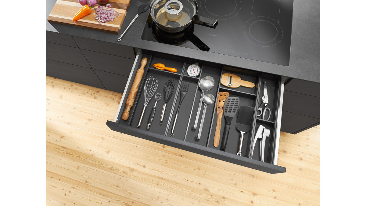 Blum NZ AMBIA LINE LEGRABOX utensil