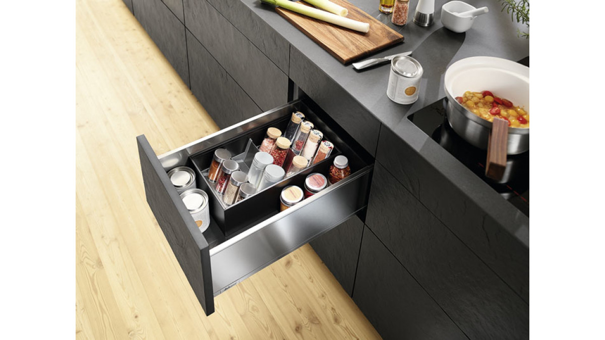 Blum amb0082 2