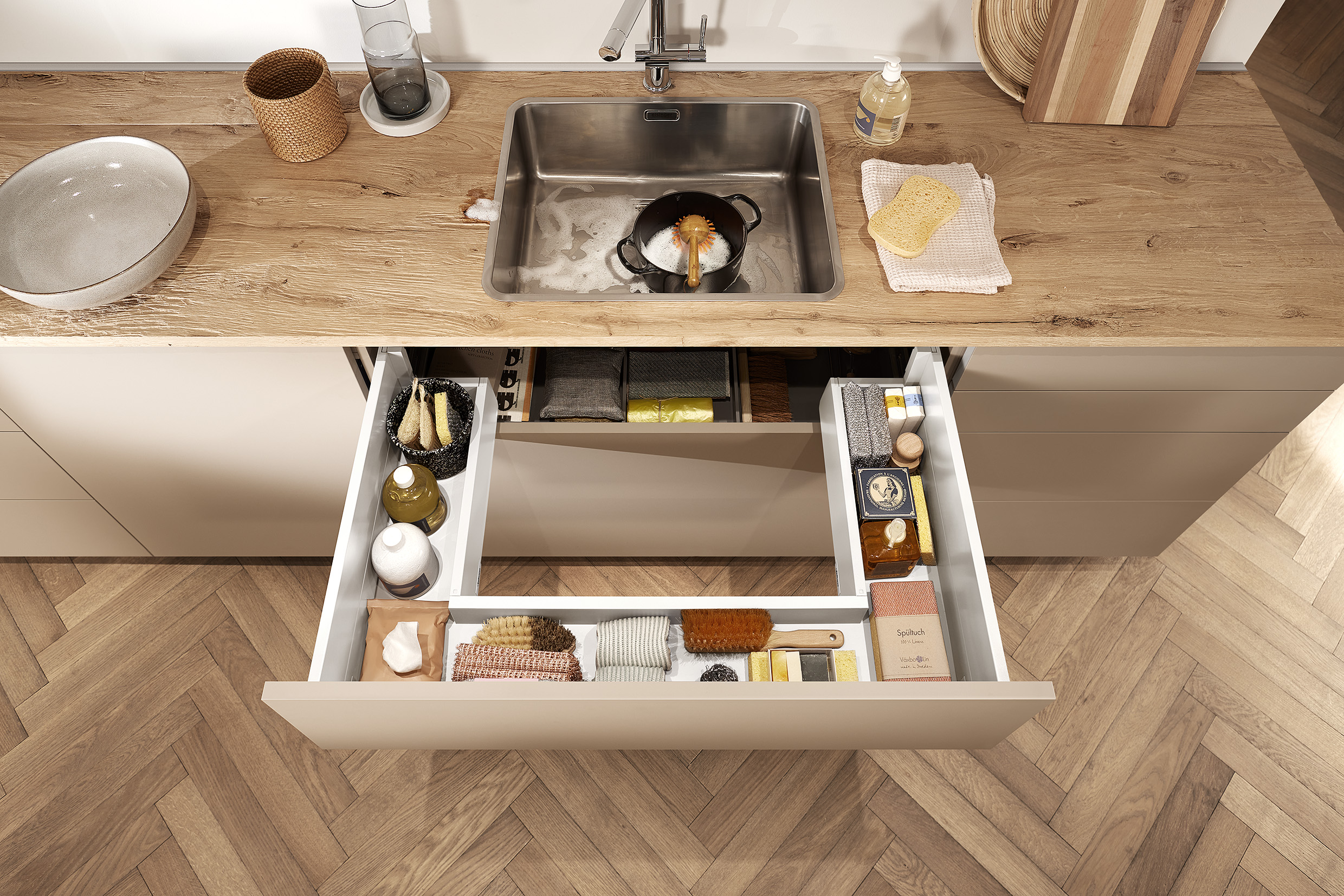 Sink Drawer — Cabinet Application by Blum – EBOSS