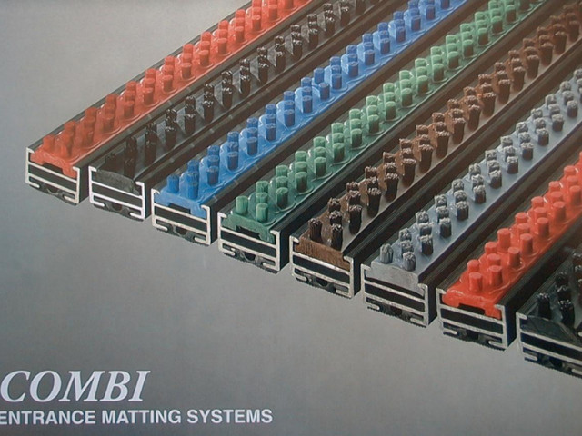 Burgess Matting and Surfacing Combi Bristle