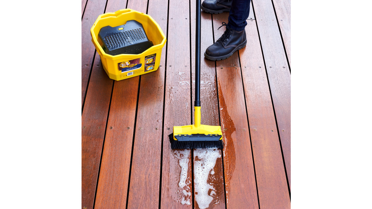 INFO 4 Cabots Deck Clean