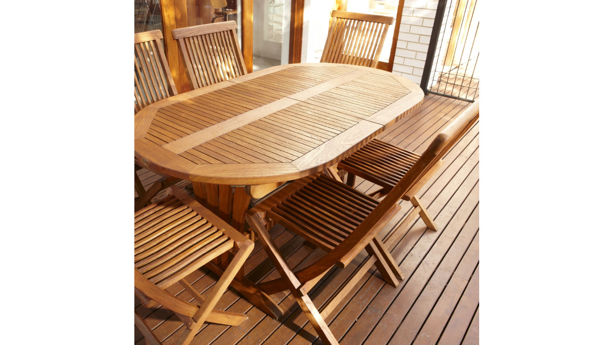 INFO 7 Garden Furniture Oil Smaller