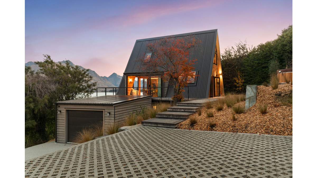 Beech House 1 ZinaCore