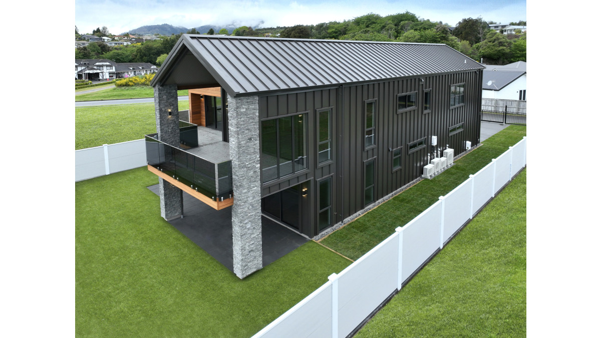 6 Grey mica Taupo