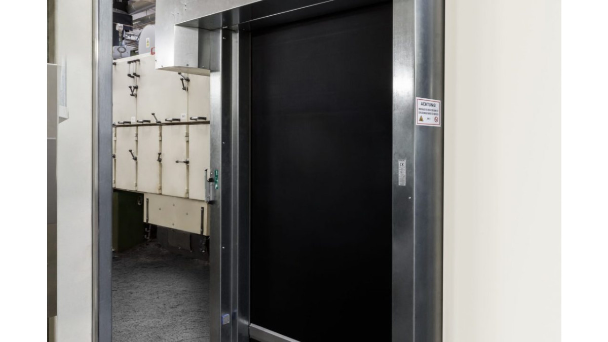 explosionsschutz branche industrietore seitenansicht efaflex 1083x720