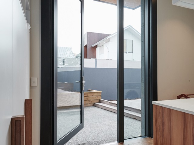 Metro Series ThermalHEART® Hinged & French Doors