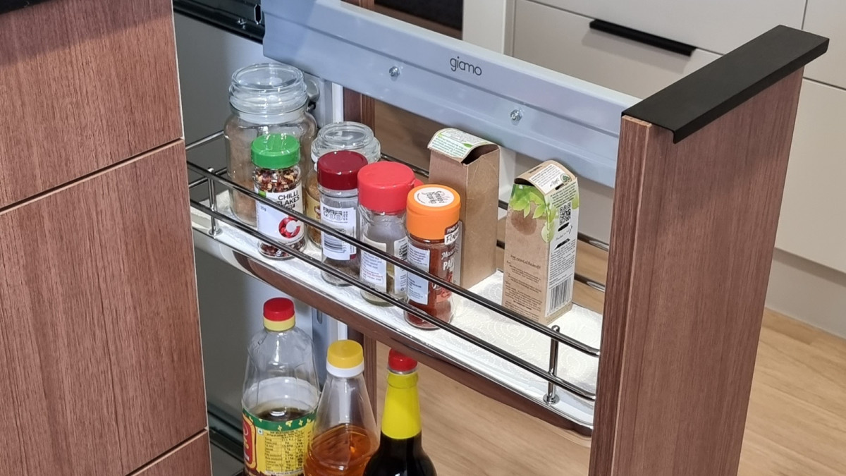 Giamo Side Mounted Under Bench Unit   Project by Kitchens 2 Go   Design Shubhraja Kashyap EBOSS