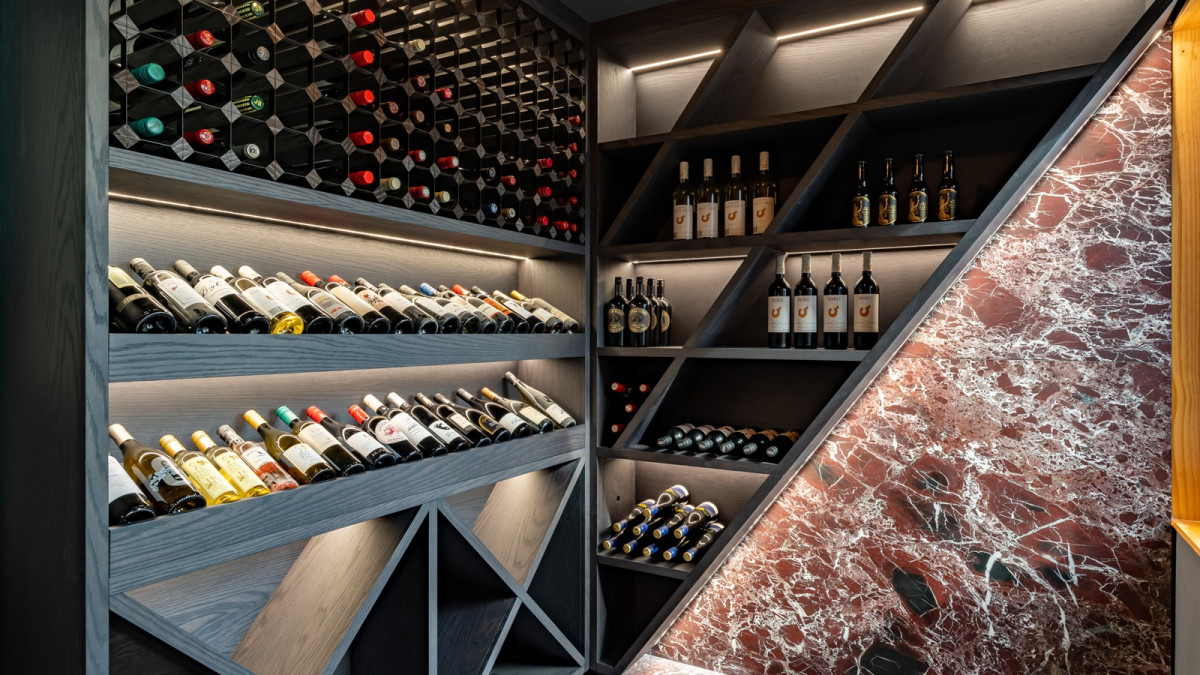 AT6 for Wine Cellars   Project by Stylehouse Design. Photo by Maverick Studio EBOSS