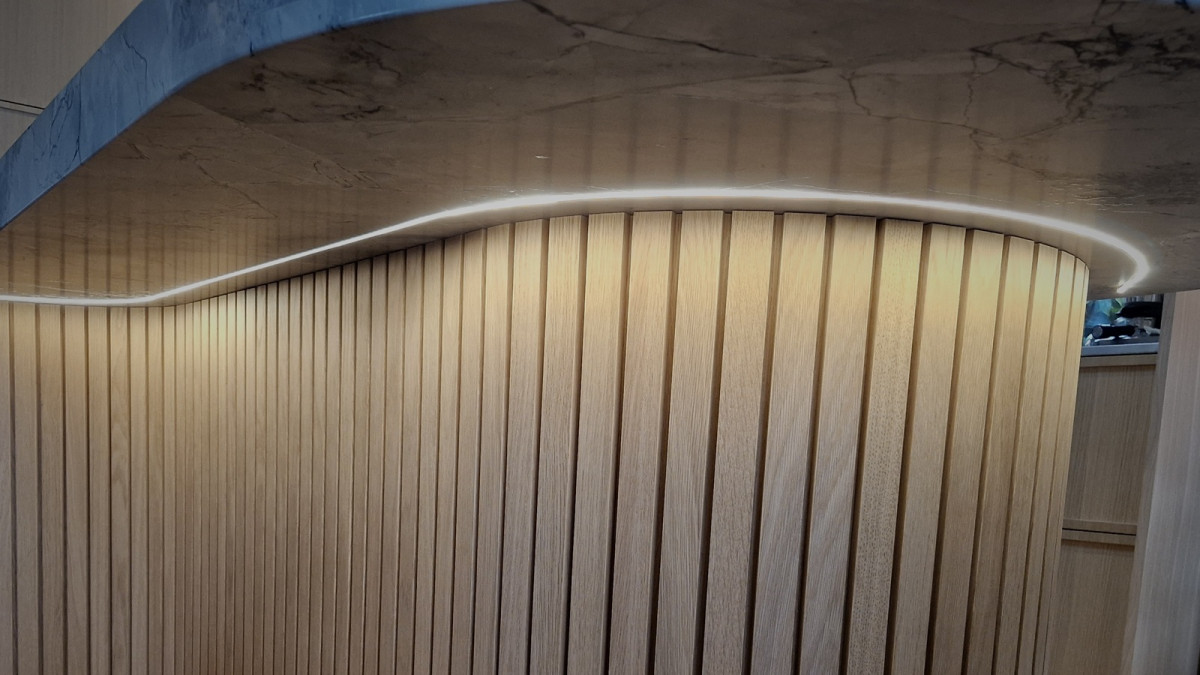 SE H4 Curved Under Recption Desk. Project by The Kitchen Business
