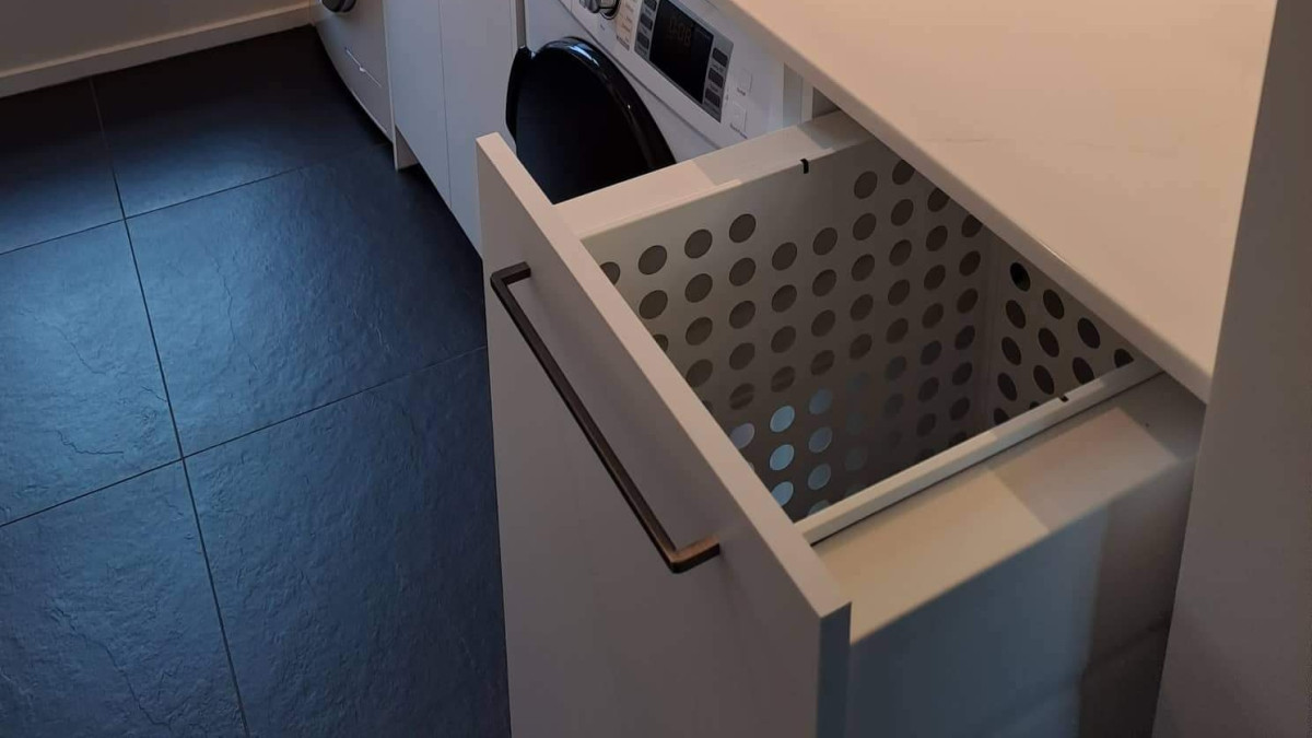 Tanova Designer Series Laundry Hamper   Project by Duncan Joinery