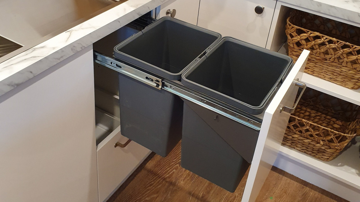 Tanova Simplex Kitchen Waste Bin for 350mm Cabinets. Project by Kitchen Mania West Auckland