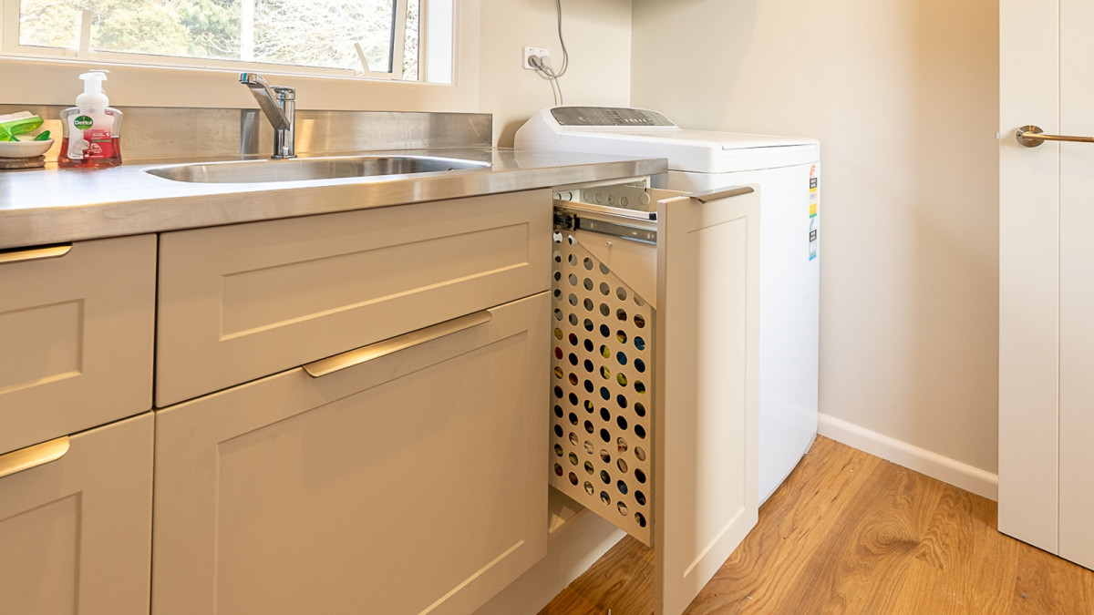 Tanova Simplex Laundry Hamper   Project Alpine Kitchens & Joinery