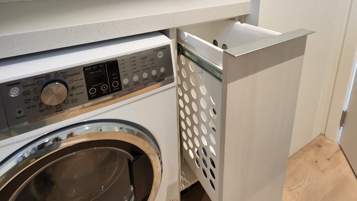 Tanova Simplex Laundry Hamper   Project by Creative Craftsmen