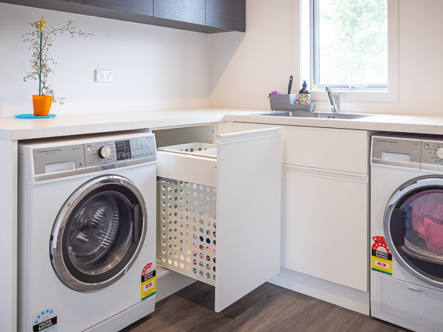 Tanova Simplex Laundry Hamper Systems