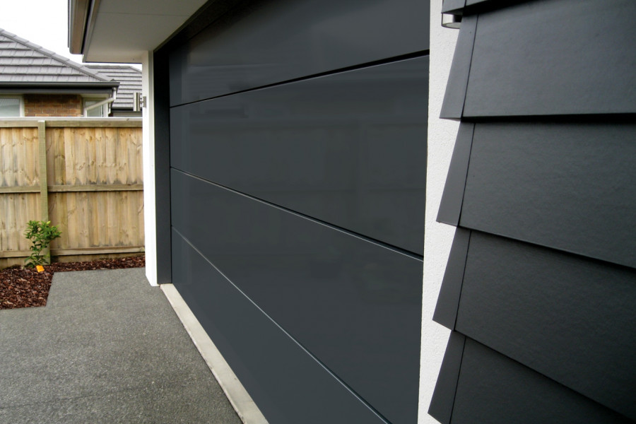 Nevada Negative Detail Sectional Door