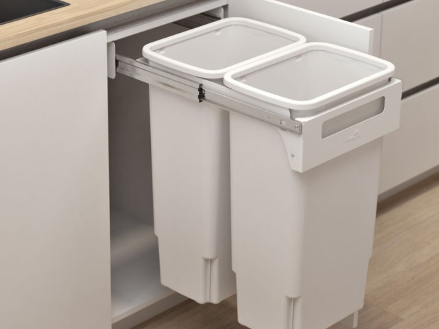 Hideaway Compact 2 x 35L Bucket Handle Pull — White