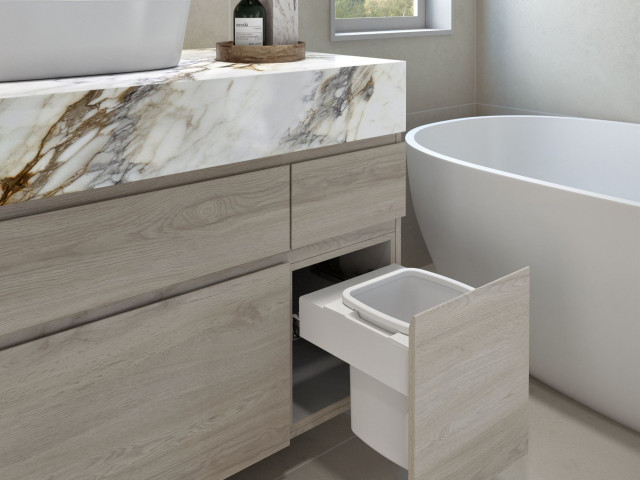 Concelo Bathroom Bin 1 x 13L Bucket — White