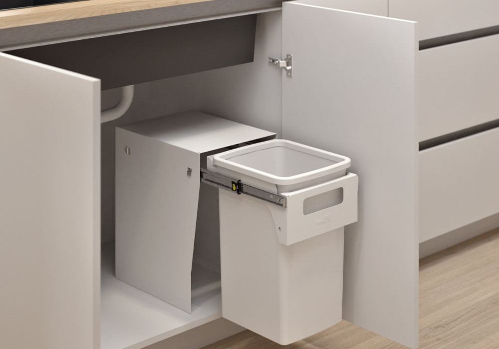Hideaway Compact 1 x 20L Floor Mounted Handle Pull — White