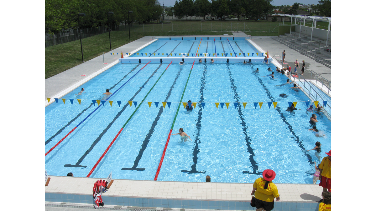 Large pool