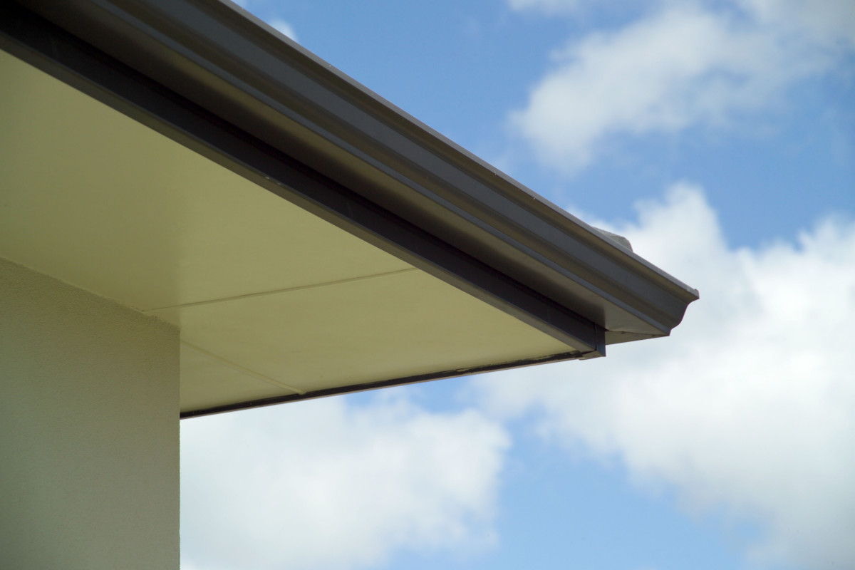 Eclipsa Eaves Lining by James Hardie EBOSS