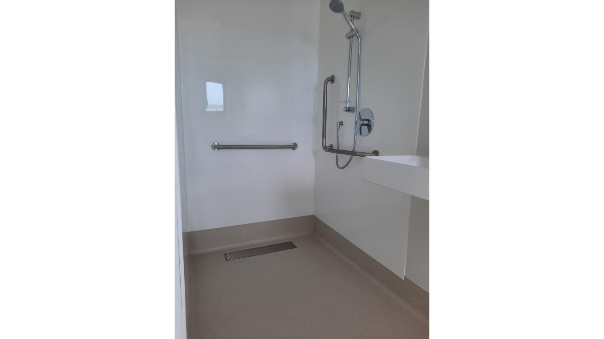 Jesani Vinyl Clamp Shower Channel 3