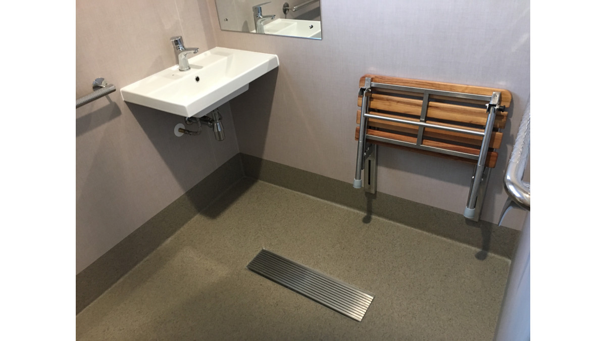 Jesani Vinyl Clamp Shower Floor Channel (2)