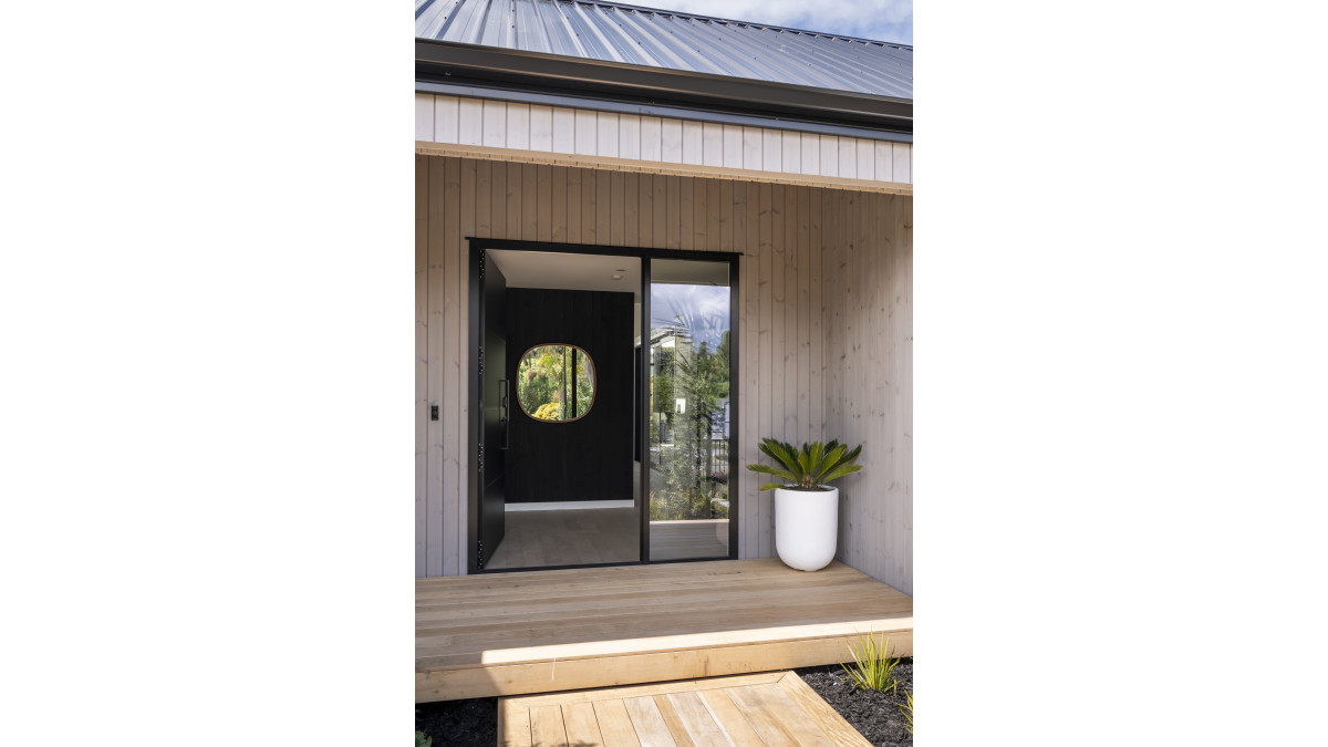 70 Matakana Showhome Taiga coated in Coda Lava Grey v2