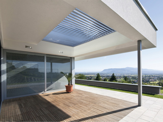 HomePlus Outdoor Living System (Opening Louvre Roof)