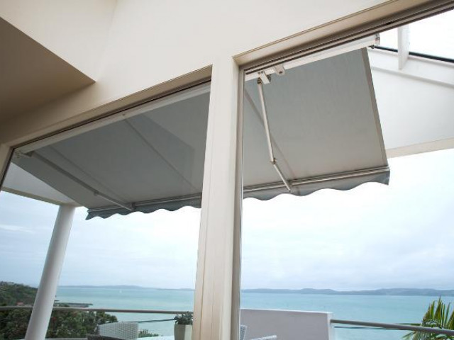 Deauville Folding Arm Awnings