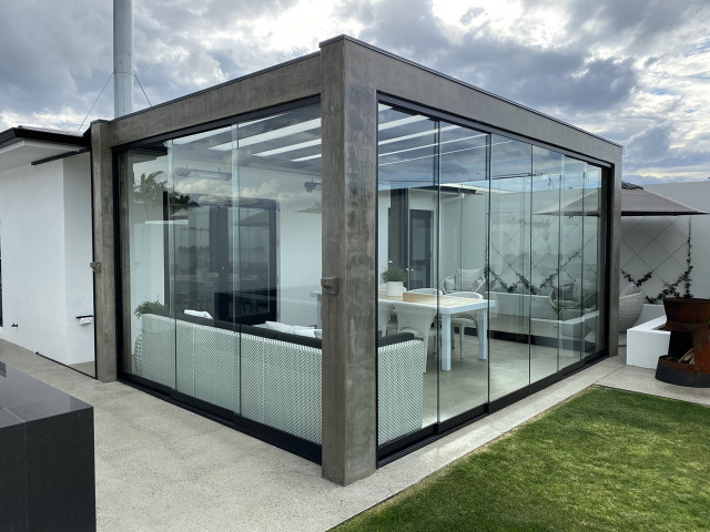 Glaslide® Frameless Glass Sliding Panel System
