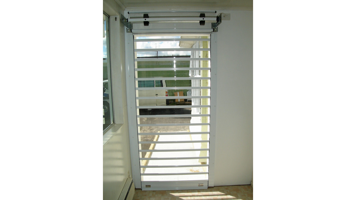 Visionline rollergrille from inside