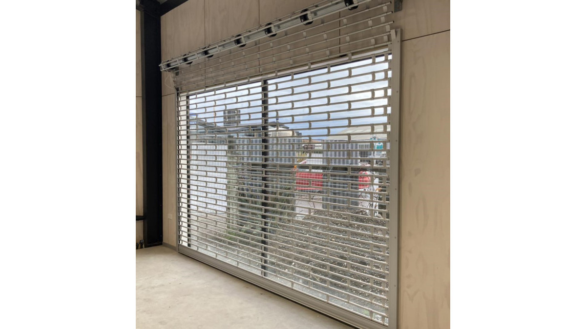 Ultra Rollergrilles WC 6 PS. jpg Copy (2)