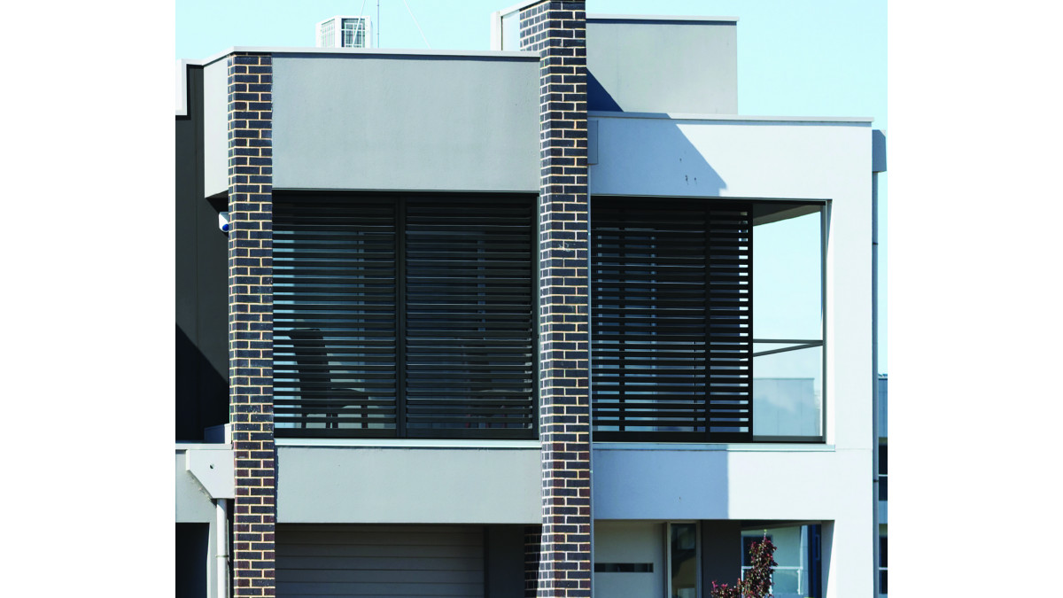 Louvrelite 88 Roller Shade System and privacy screens close up