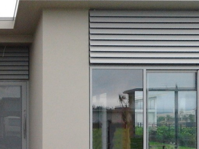 Louvrelite® Solar Control System