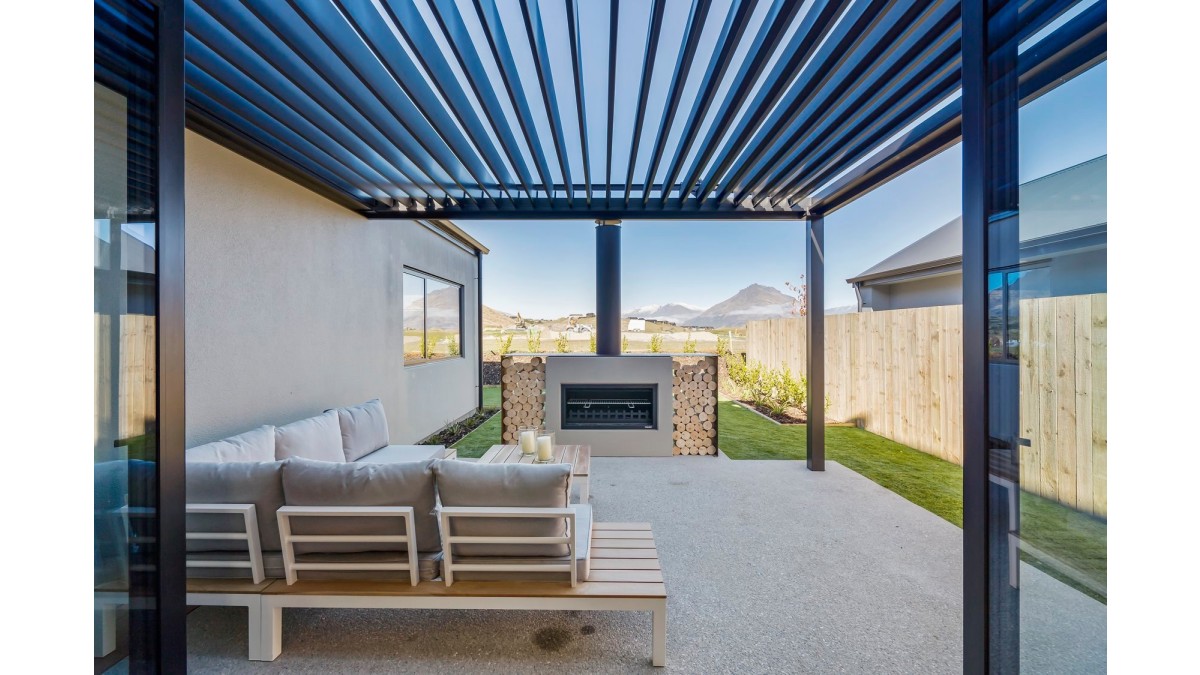 HomePlus Southland Bask Opening Louvre Roof in Satin Black for Jennian Homes Queenstown Showhome 2019 4