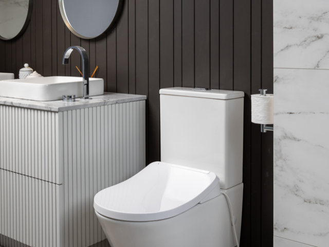 Englefield D-Shape Bidet Seat